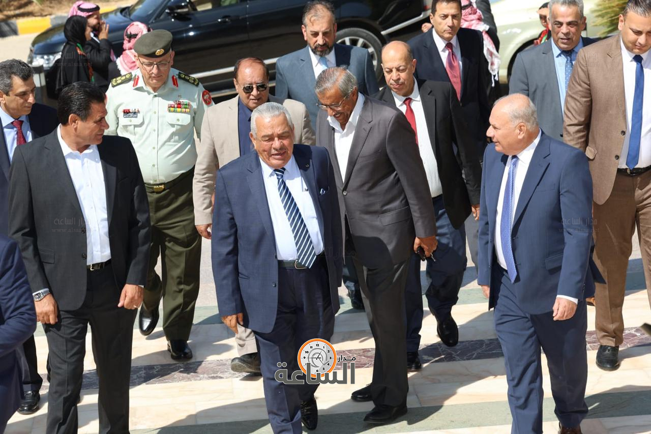 Madar Al-Saa Images 0.8665052085269308