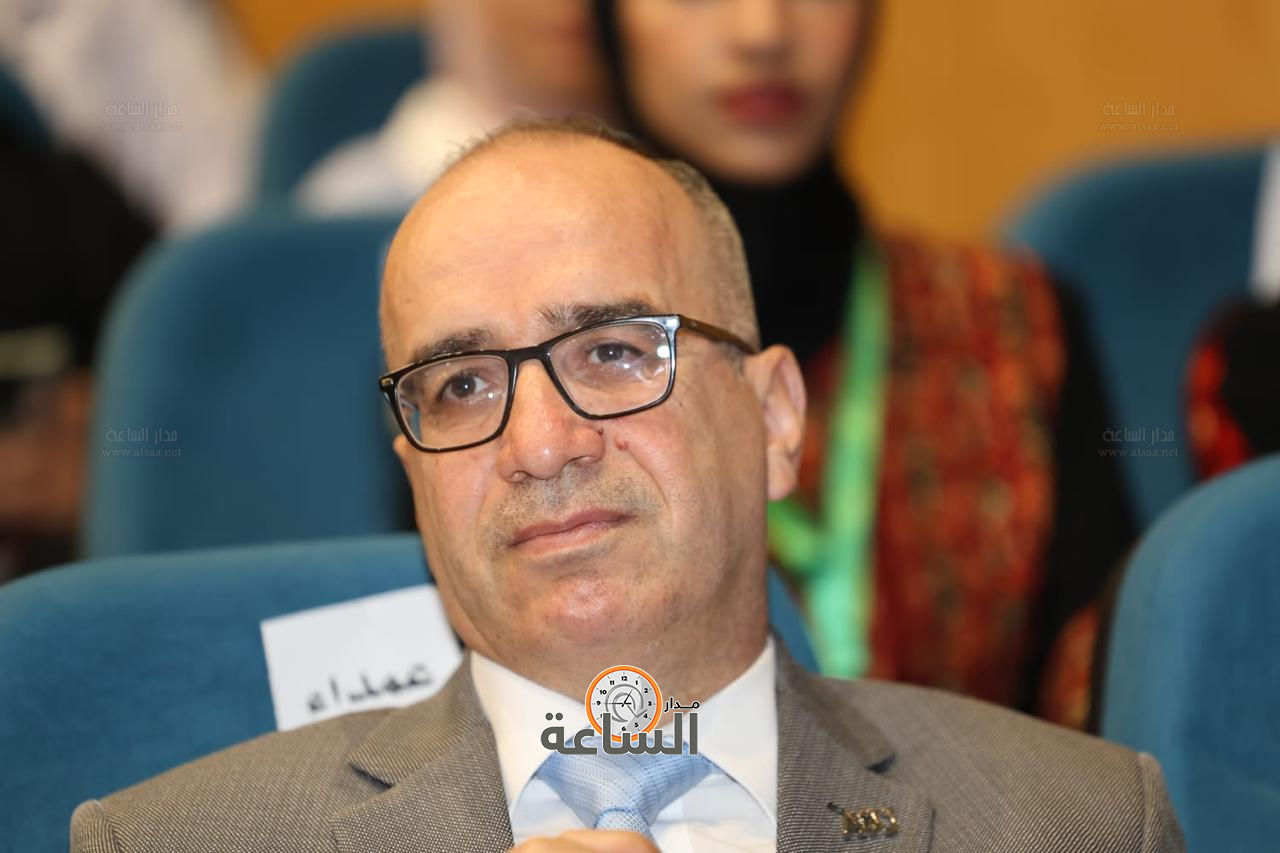 Madar Al-Saa Images 0.9607657438496714