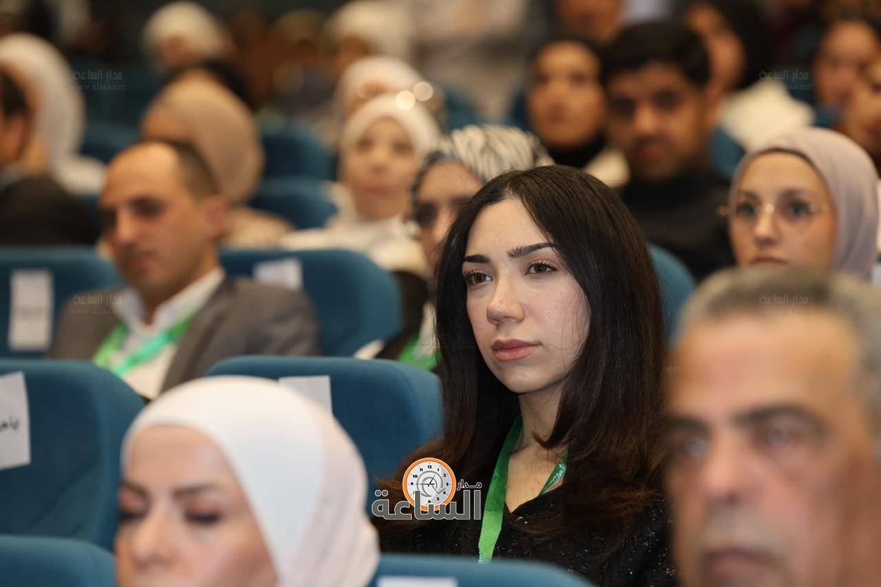 Madar Al-Saa Images 0.03908577587861872