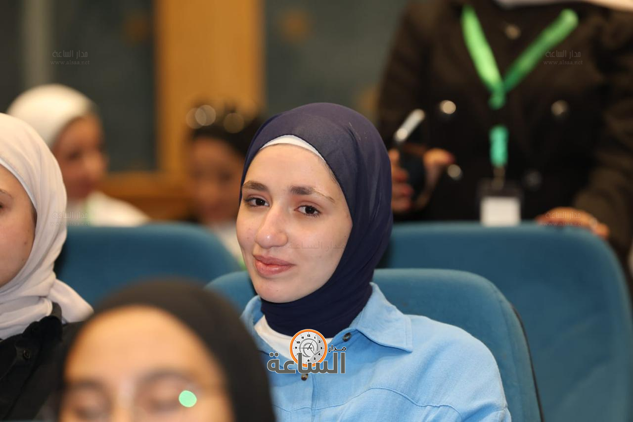 Madar Al-Saa Images 0.7671654595925228