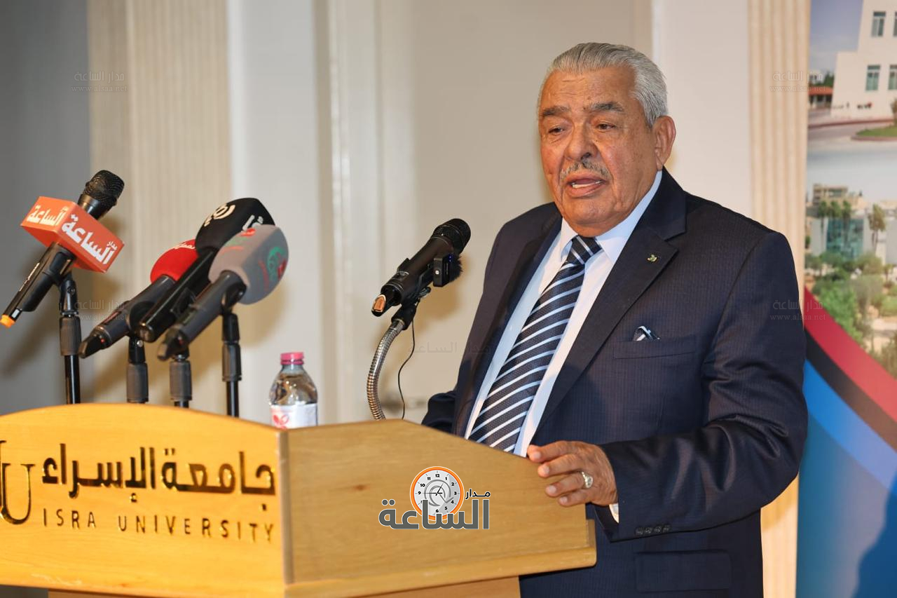 Madar Al-Saa Images 0.44811382645657394