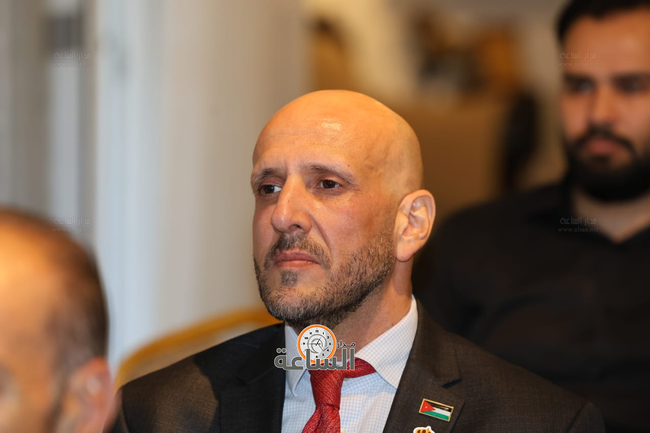 Madar Al-Saa Images 0.9366340735960154