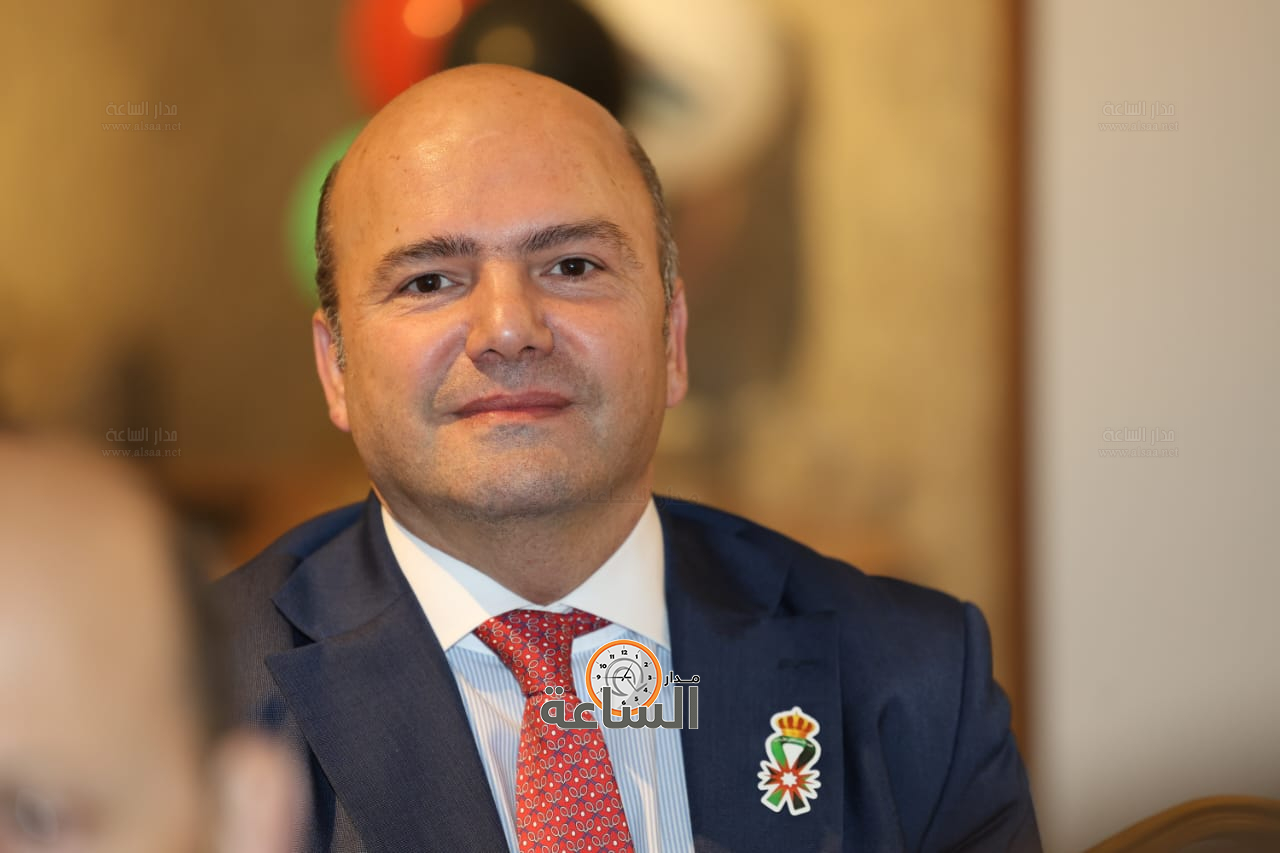 Madar Al-Saa Images 0.9059751951982811