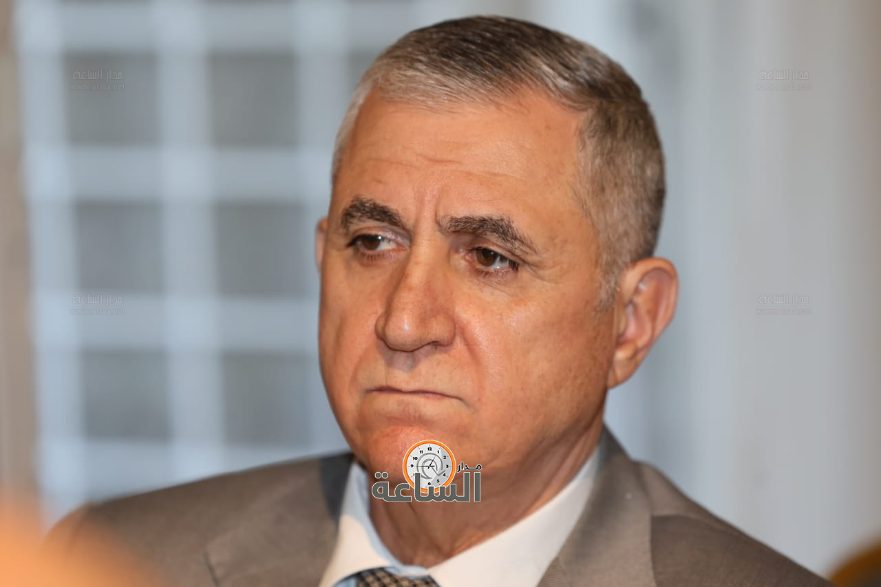 Madar Al-Saa Images 0.9877535229127007