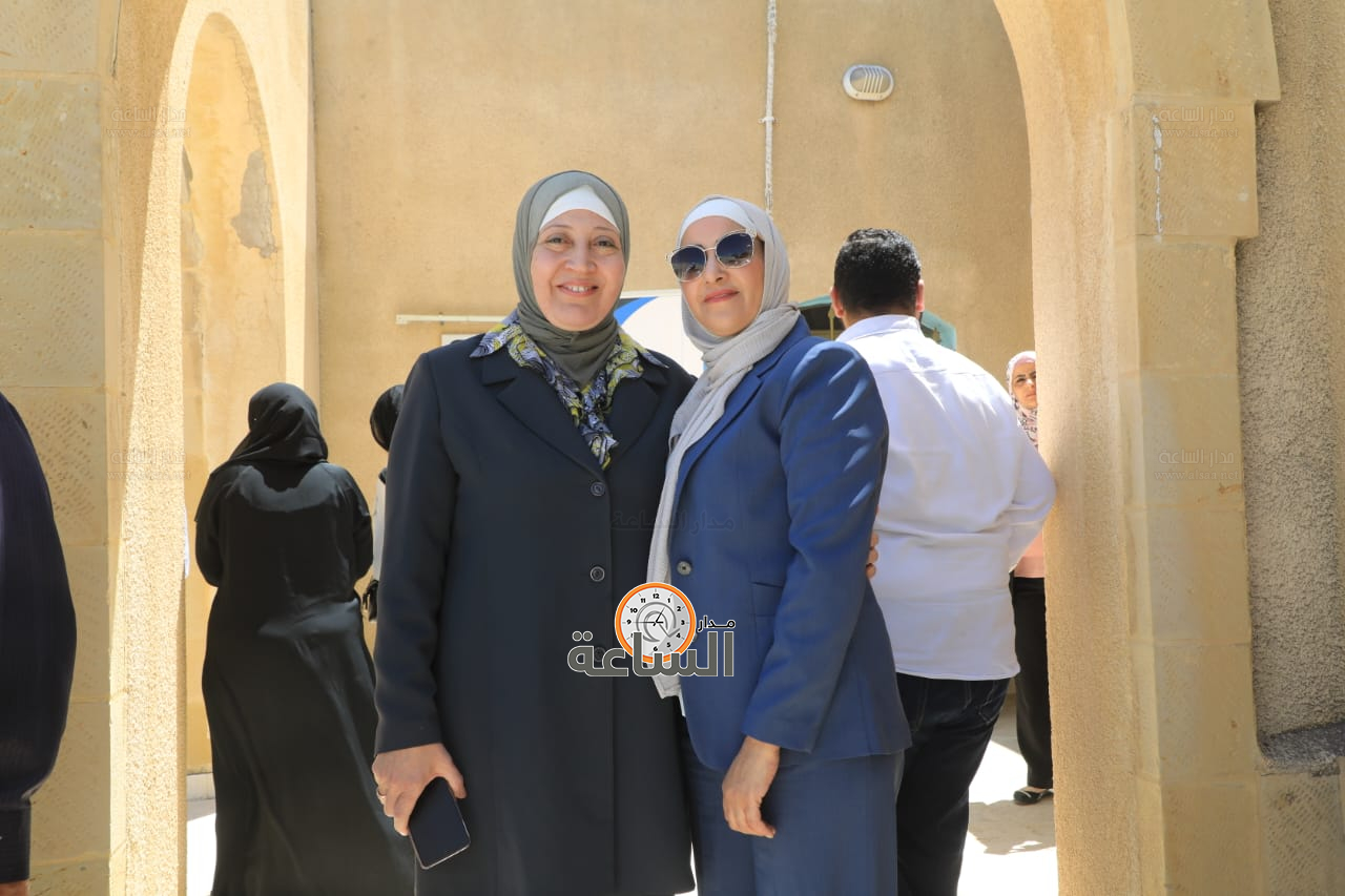 Madar Al-Saa Images 0.8392881105221736