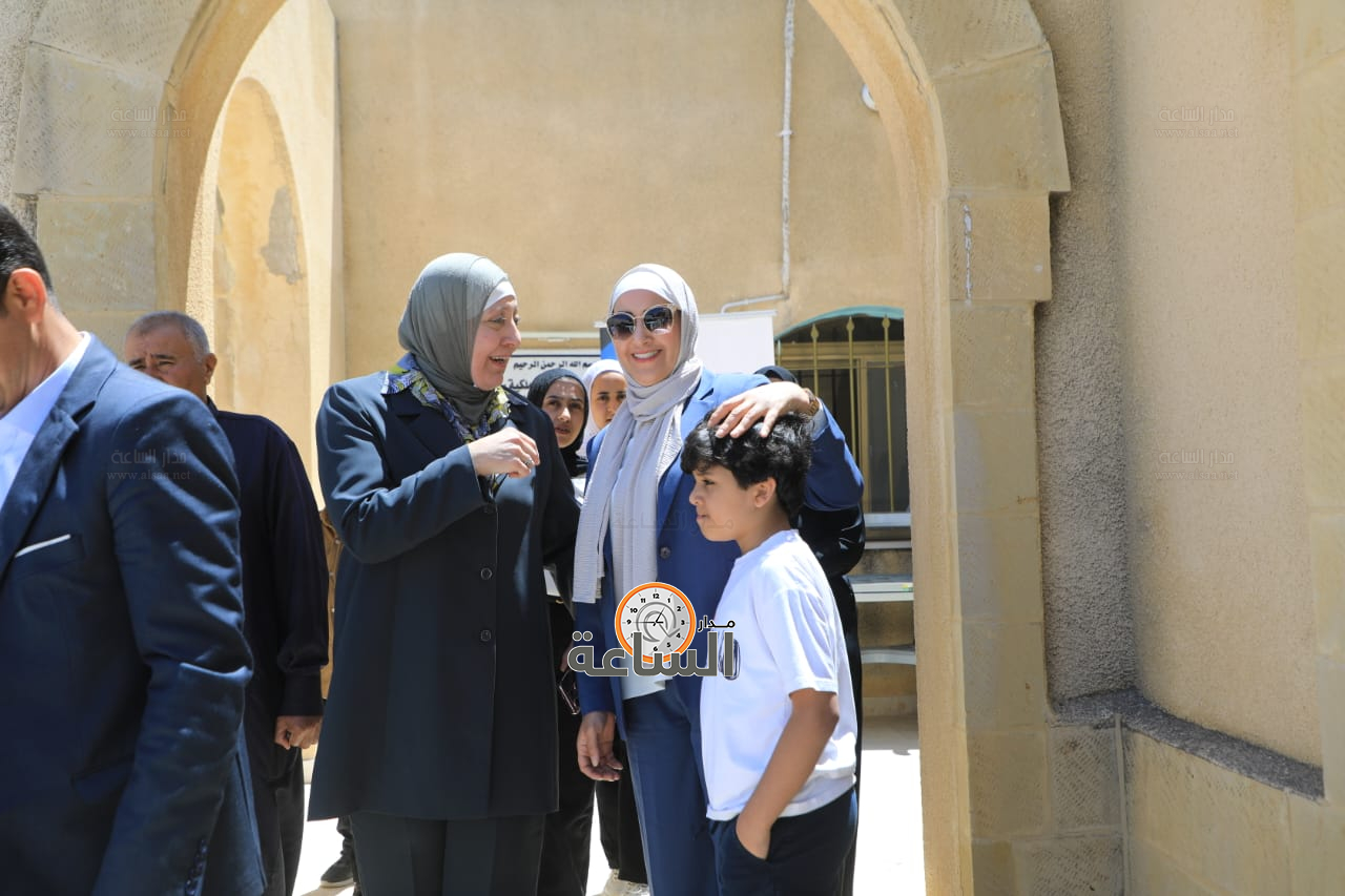 Madar Al-Saa Images 0.9976573699770511