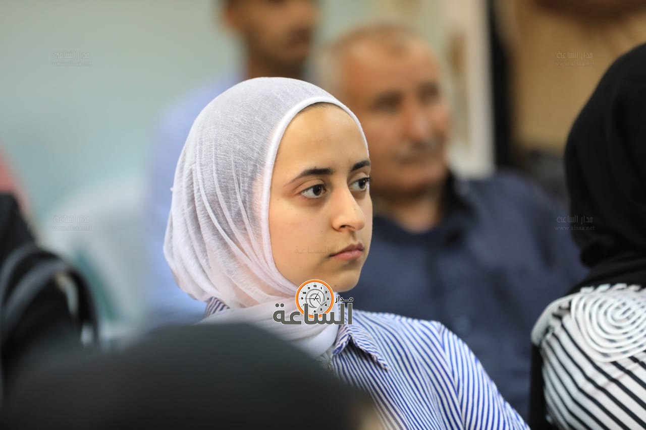 Madar Al-Saa Images 0.09986550474128342