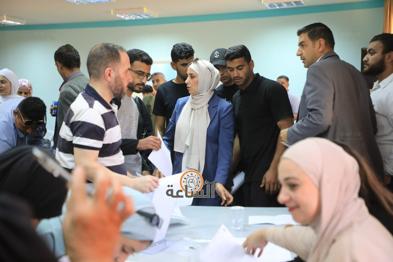 Madar Al-Saa Images 0.5626114086295261