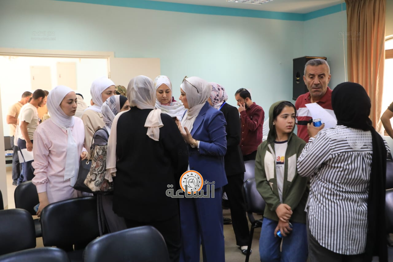 Madar Al-Saa Images 0.08338143216166671