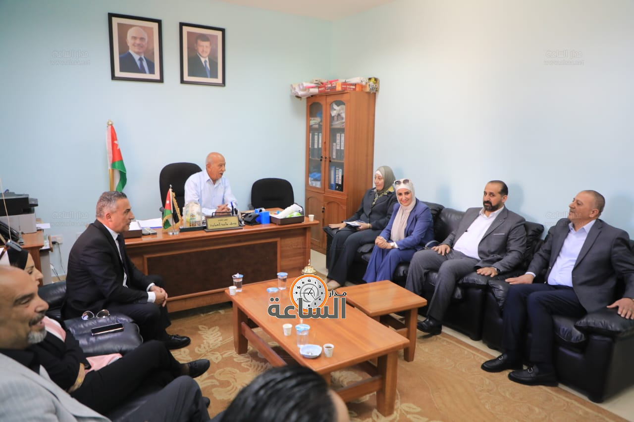 Madar Al-Saa Images 0.4992748479211665