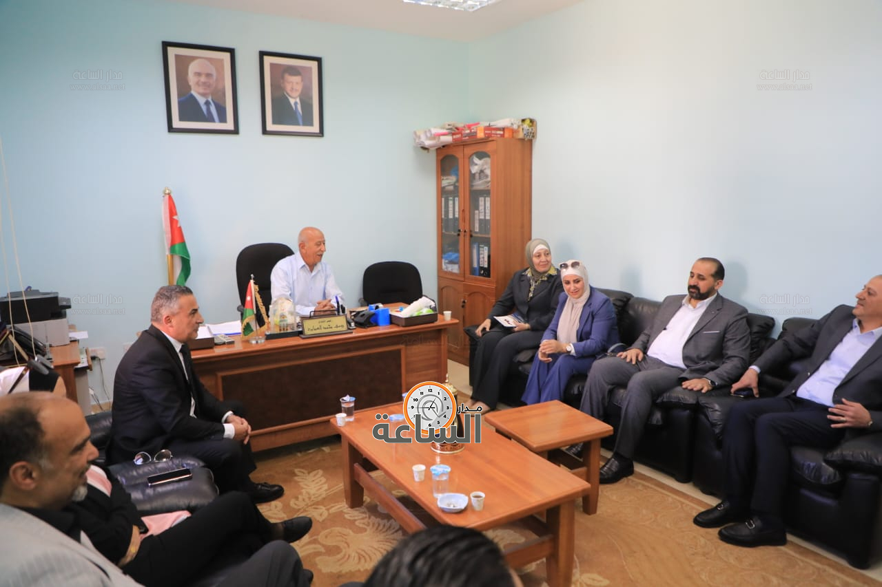 Madar Al-Saa Images 0.8850130213770014