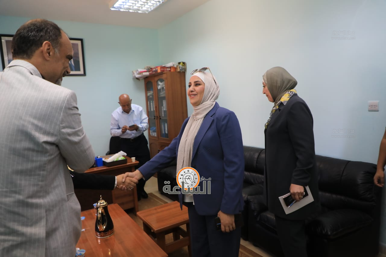 Madar Al-Saa Images 0.7307458441470853