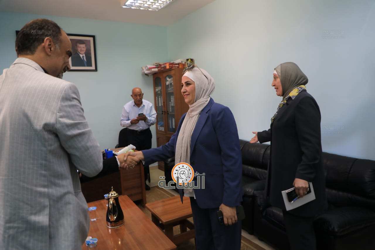 Madar Al-Saa Images 0.27569975606063135