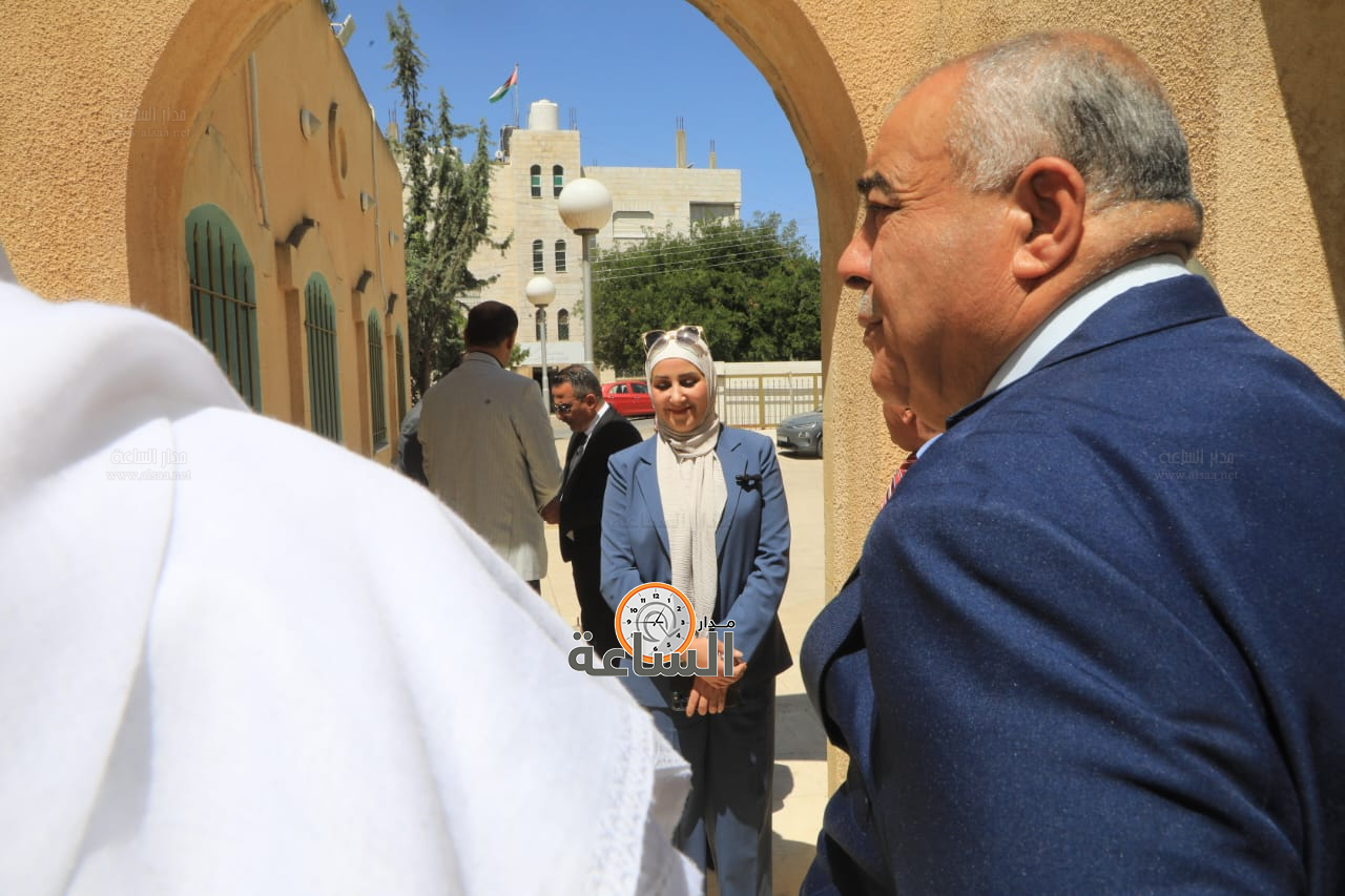 Madar Al-Saa Images 0.8138332772166506