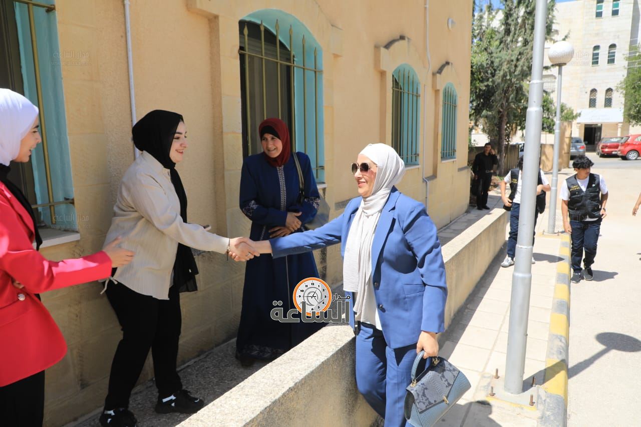 Madar Al-Saa Images 0.032601026544445966