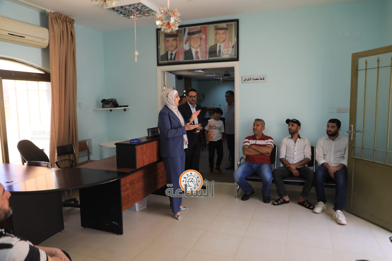 Madar Al-Saa Images 0.3217752415604951