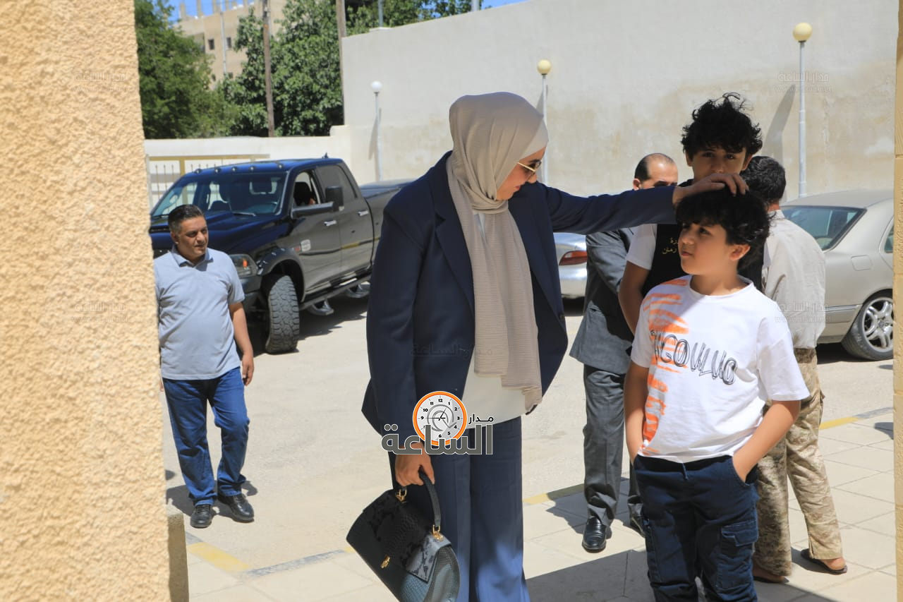 Madar Al-Saa Images 0.09892778292690518