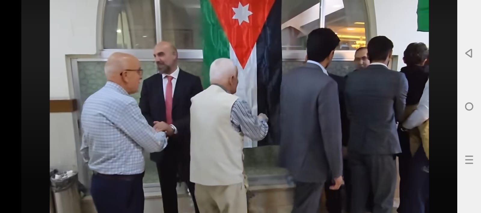 Madar Al-Saa Images 0.8525279004015994