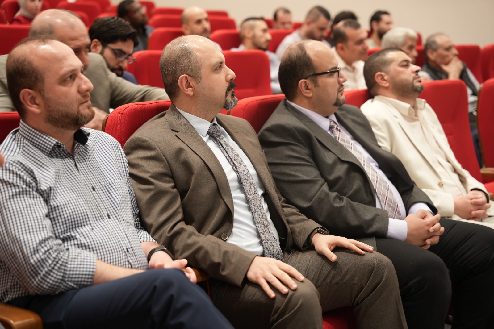 Madar Al-Saa Images 0.38107655350245784