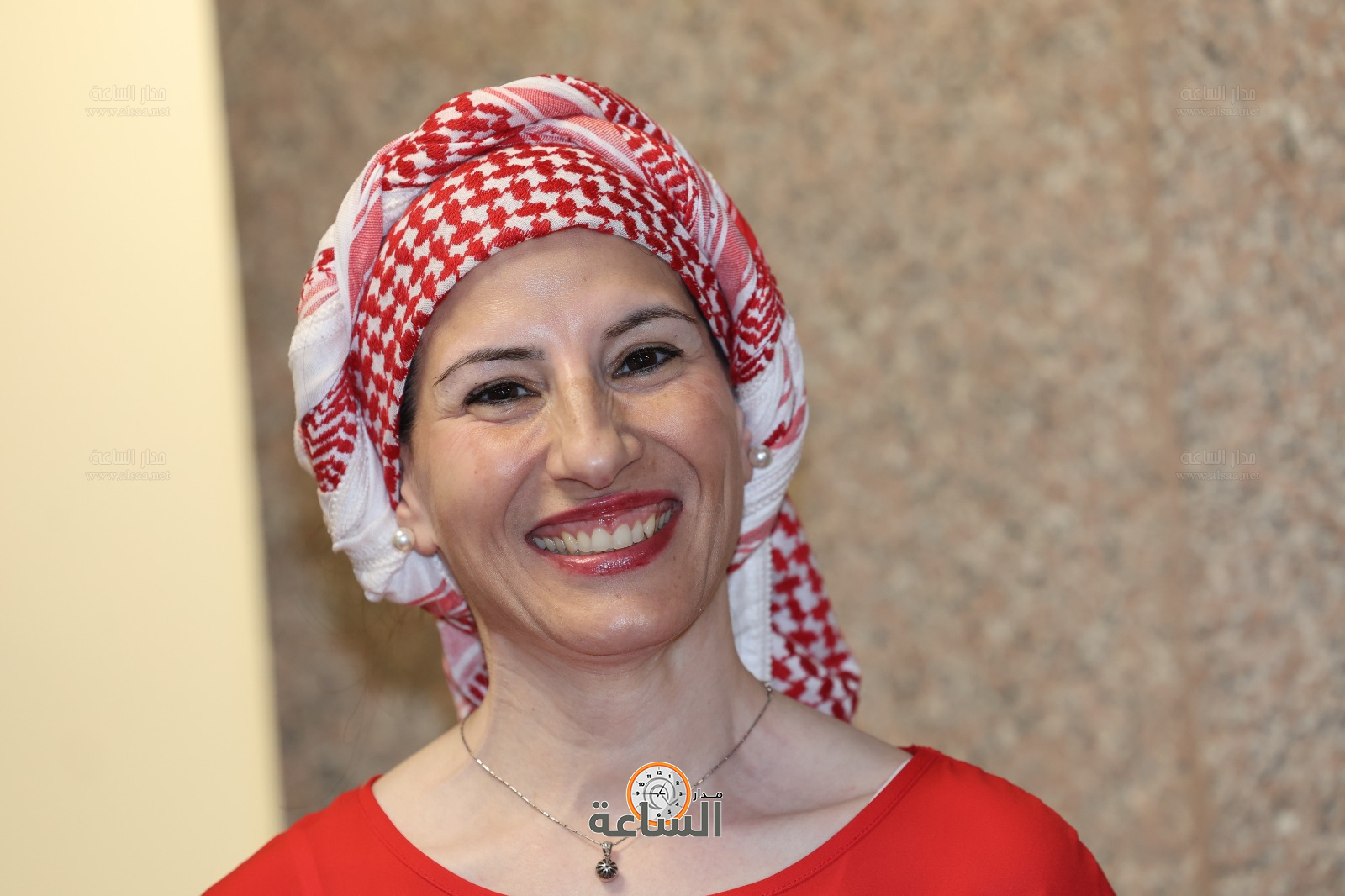 Madar Al-Saa Images 0.18602170335816692