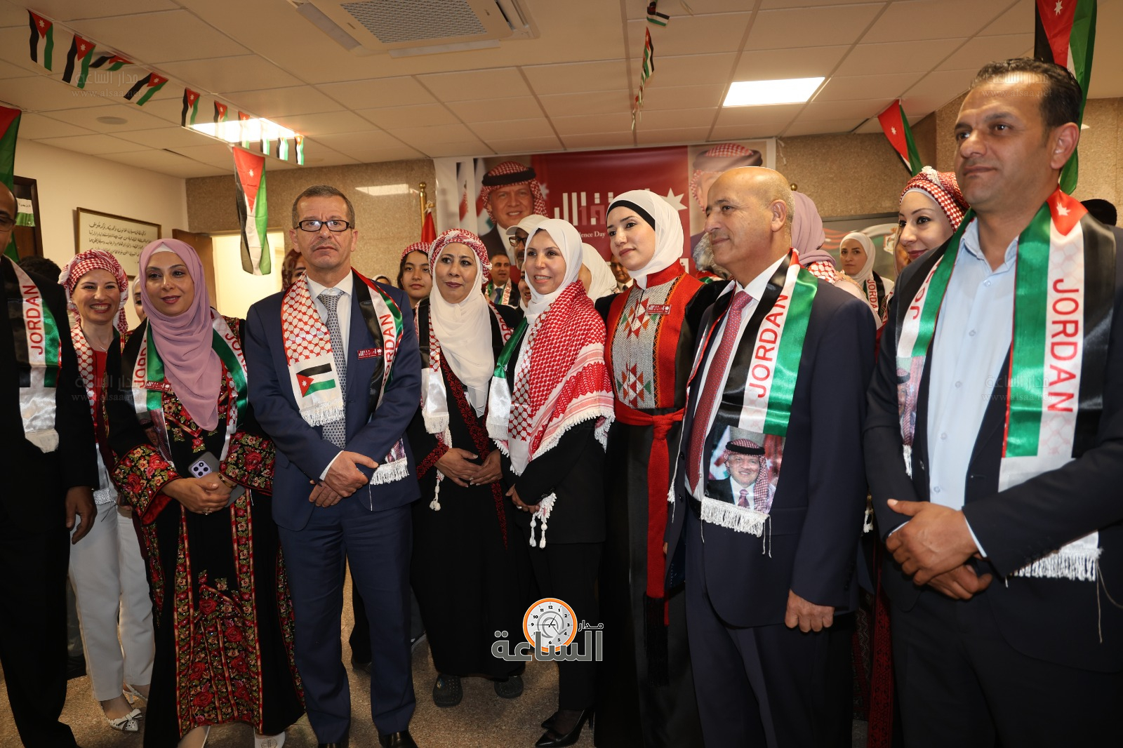 Madar Al-Saa Images 0.6996536773052459