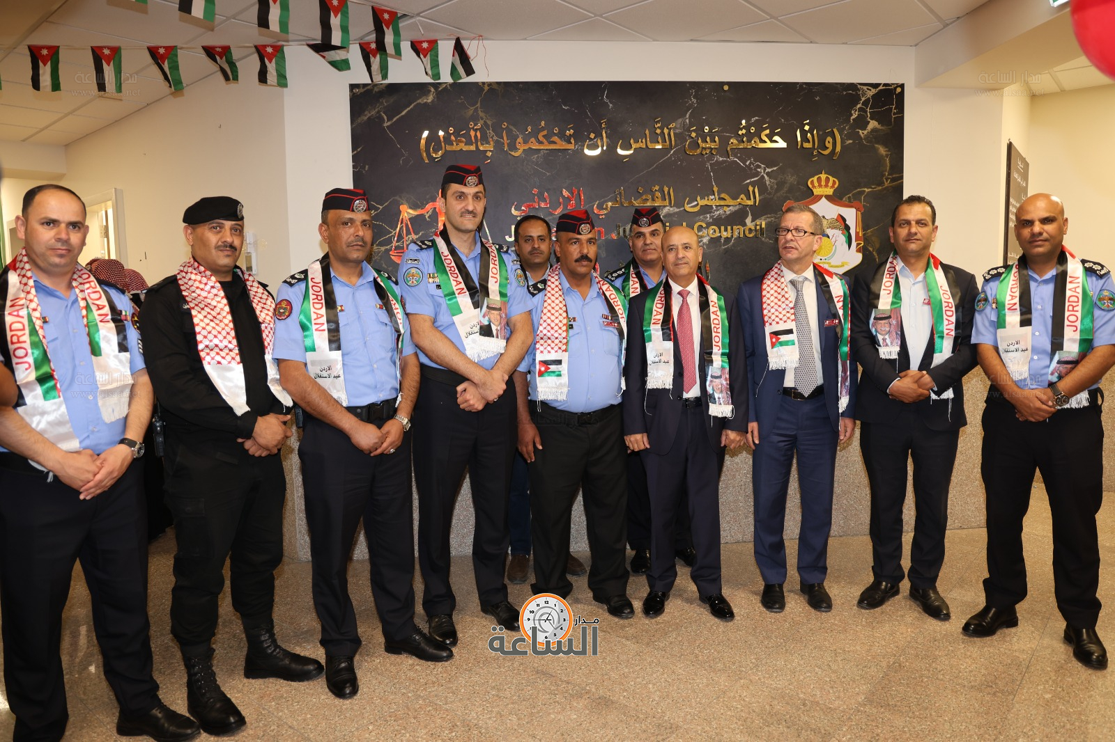 Madar Al-Saa Images 0.4322566203048923