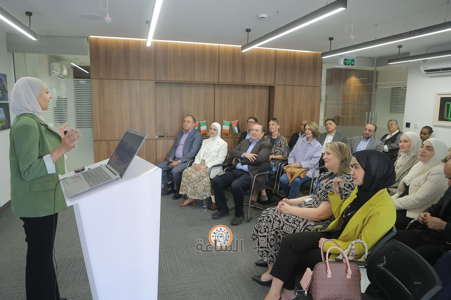 Madar Al-Saa Images 0.5083172829880612