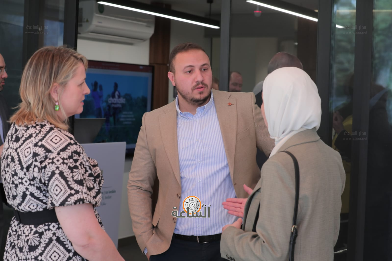 Madar Al-Saa Images 0.010970412120753115