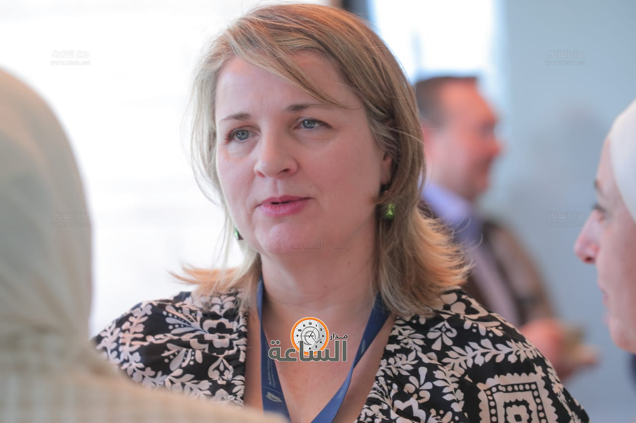 Madar Al-Saa Images 0.4993158618357755