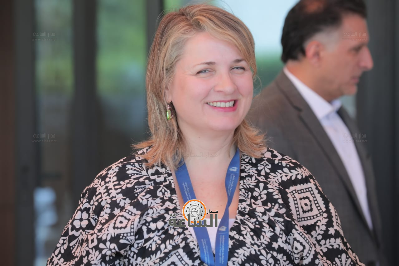 Madar Al-Saa Images 0.2448371942944212