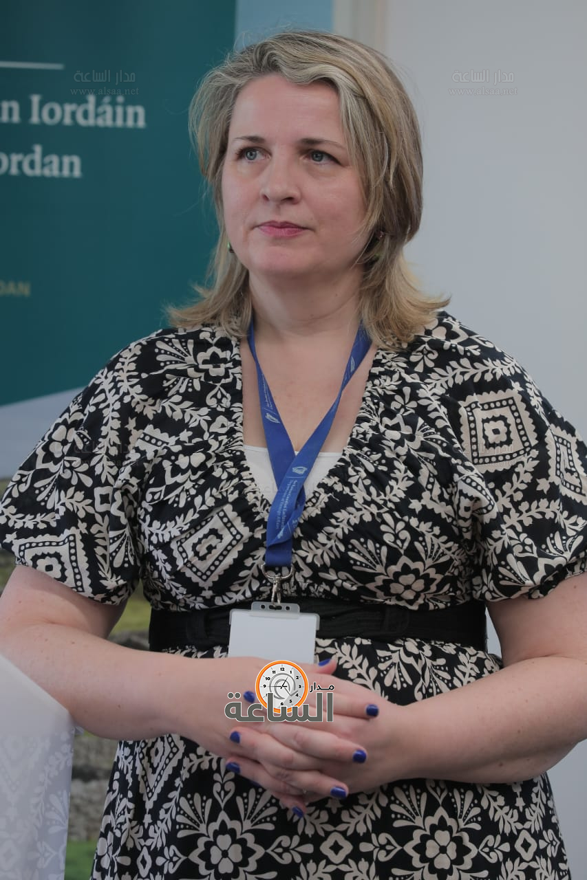 Madar Al-Saa Images 0.6990987302288328