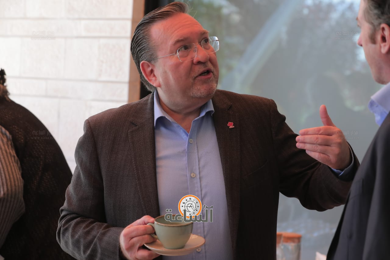 Madar Al-Saa Images 0.7530694369047274