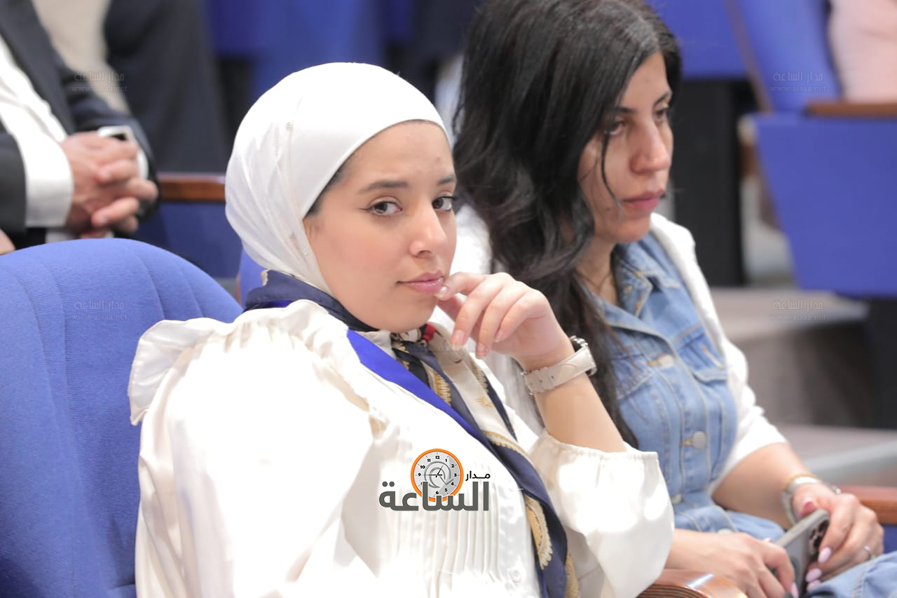 Madar Al-Saa Images 0.37582930914286805