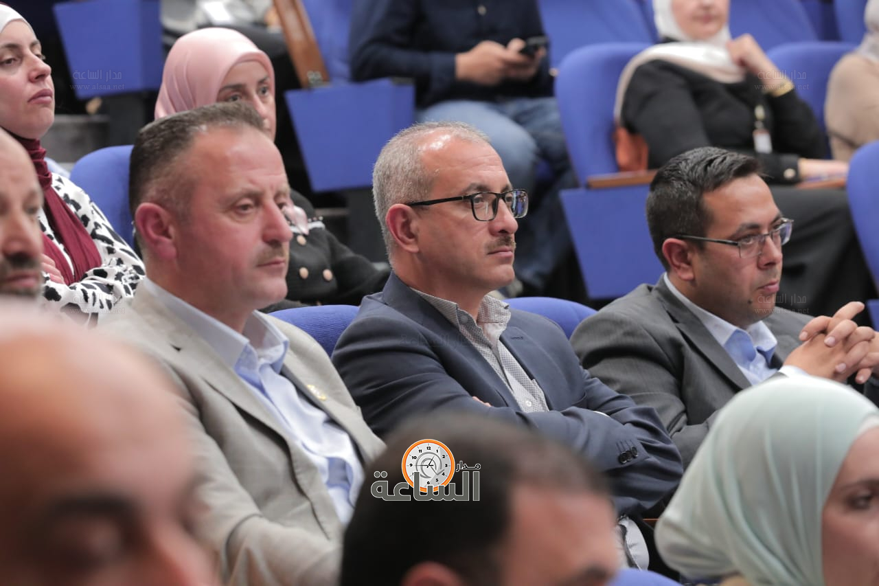 Madar Al-Saa Images 0.7307554916808339