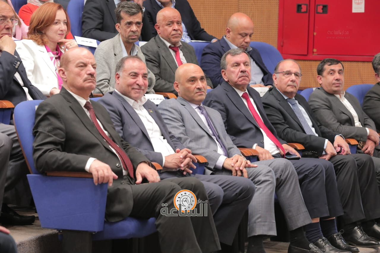 Madar Al-Saa Images 0.4544749772927972