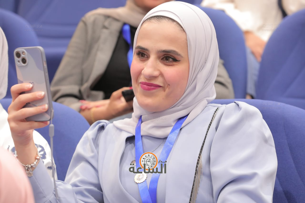 Madar Al-Saa Images 0.4170246816161577