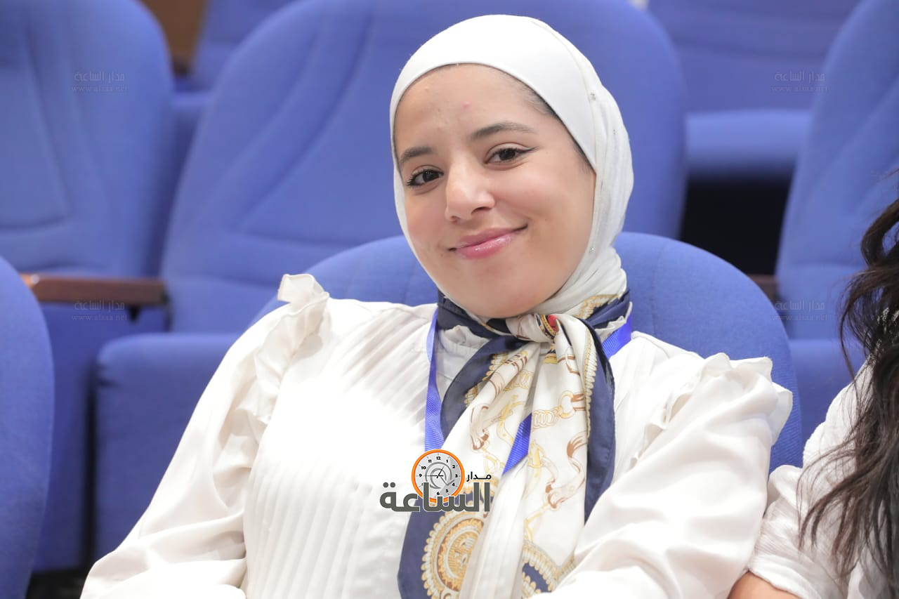 Madar Al-Saa Images 0.6549833138396315