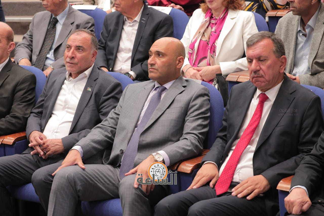 Madar Al-Saa Images 0.7297172154749717