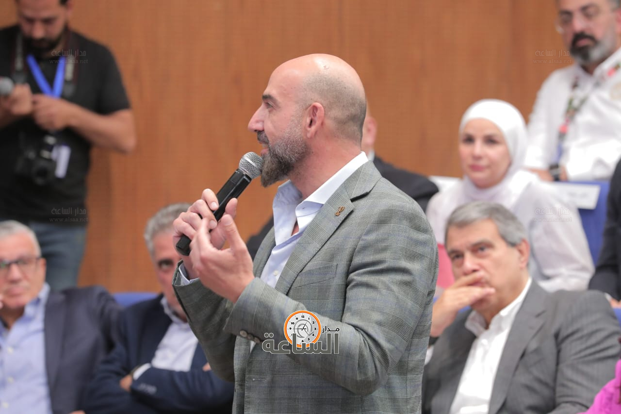 Madar Al-Saa Images 0.9830708255572177