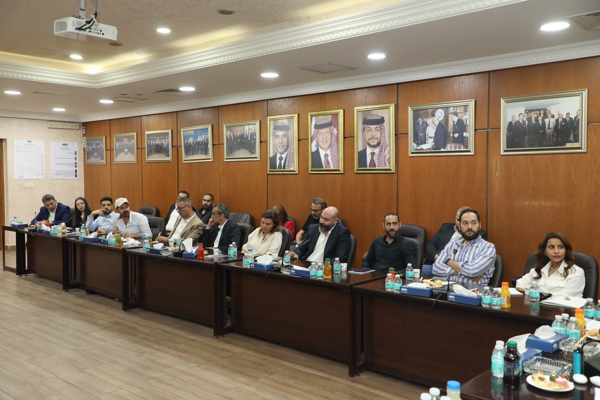 Madar Al-Saa Images 0.4129942199093075