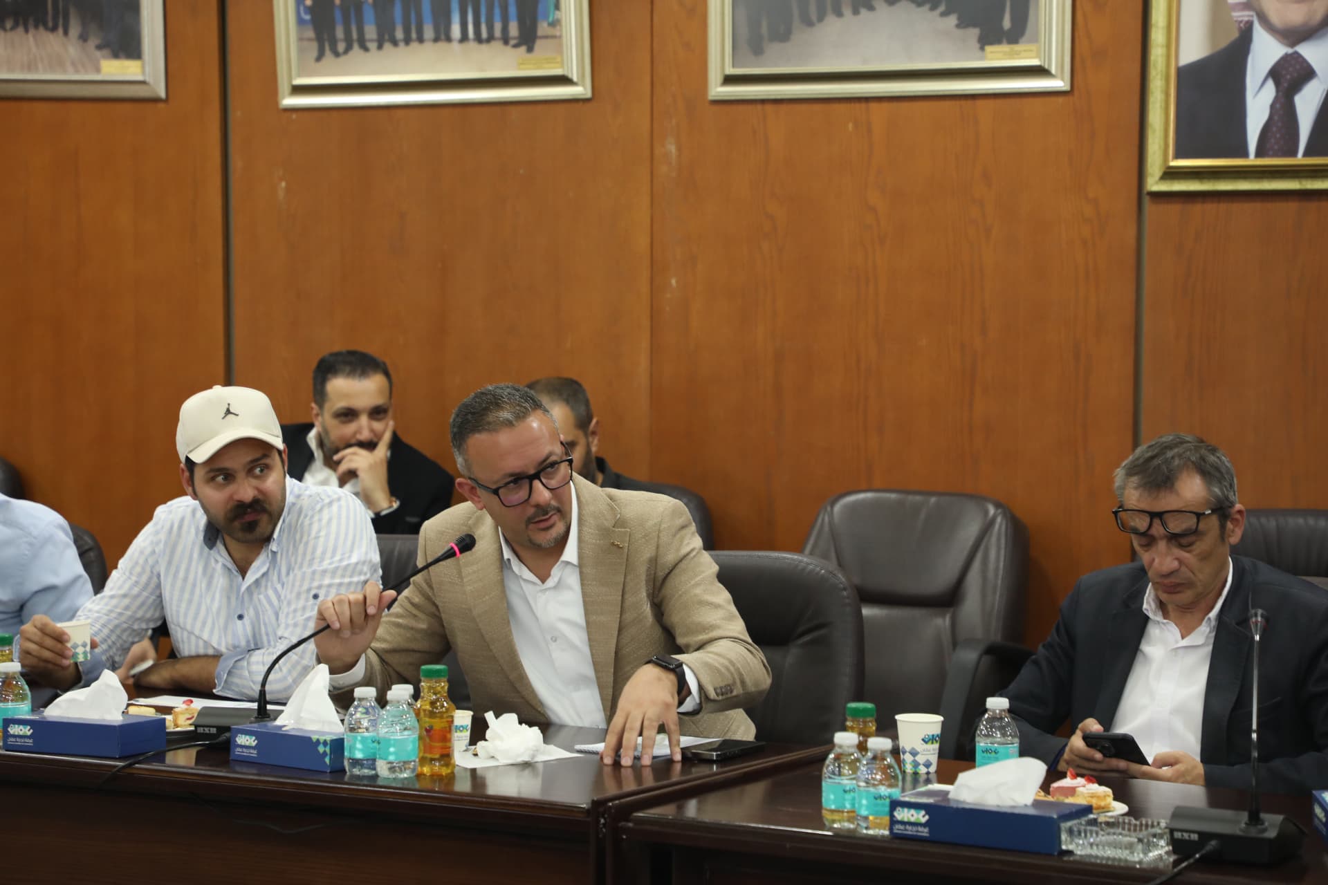 Madar Al-Saa Images 0.20115497989782494