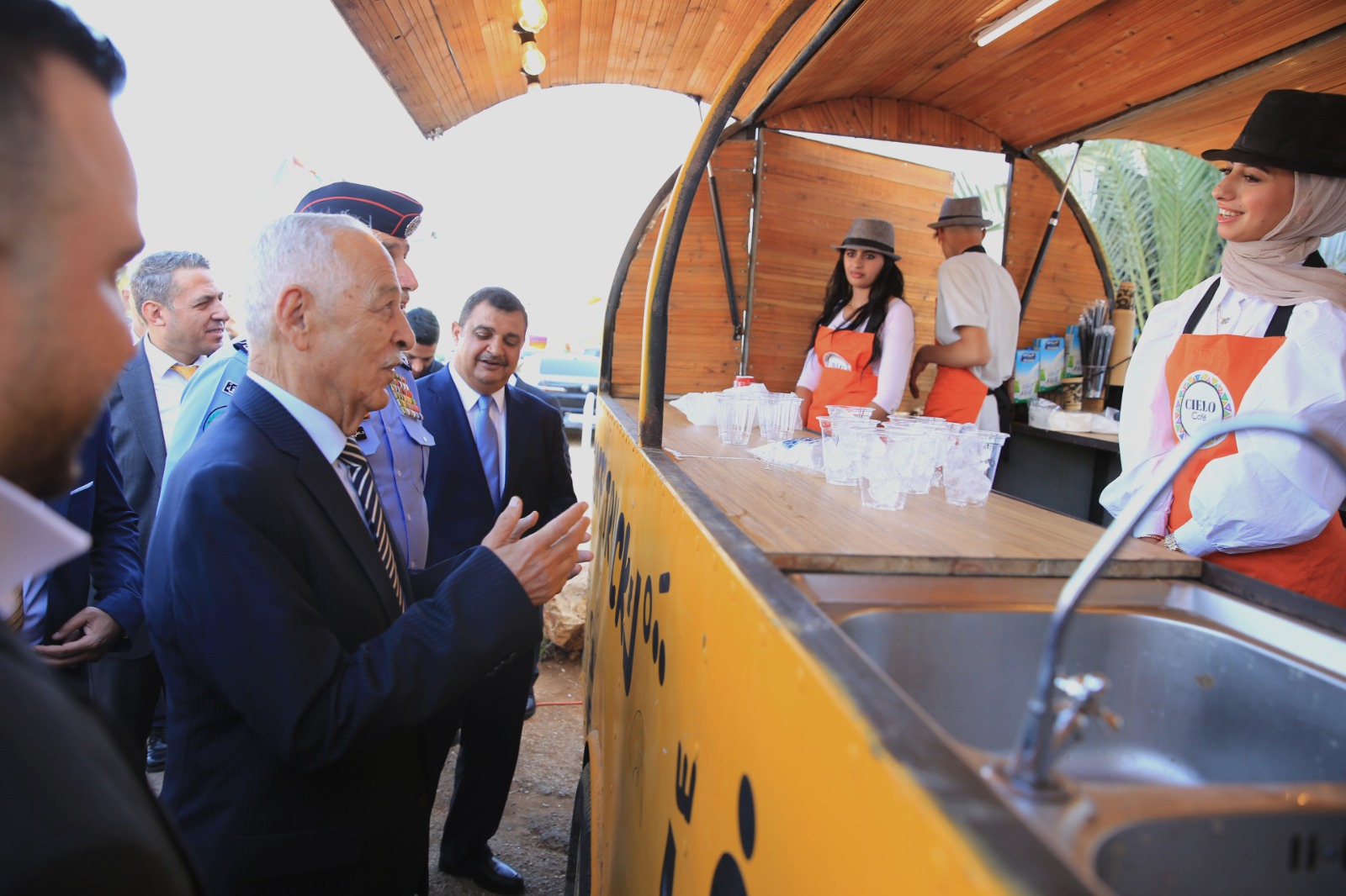 Madar Al-Saa Images 0.1341846976161949