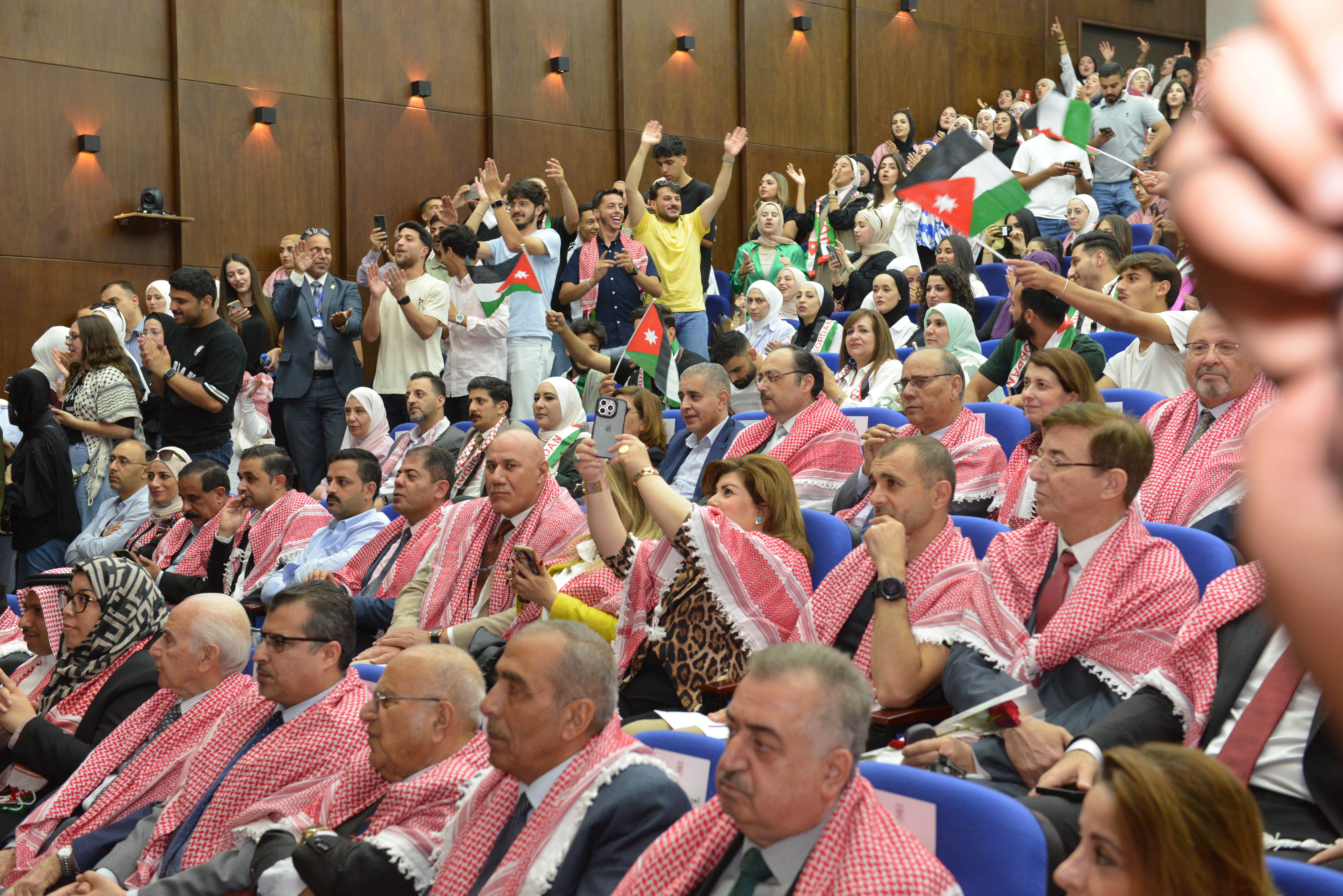 Madar Al-Saa Images 0.6770595930078571