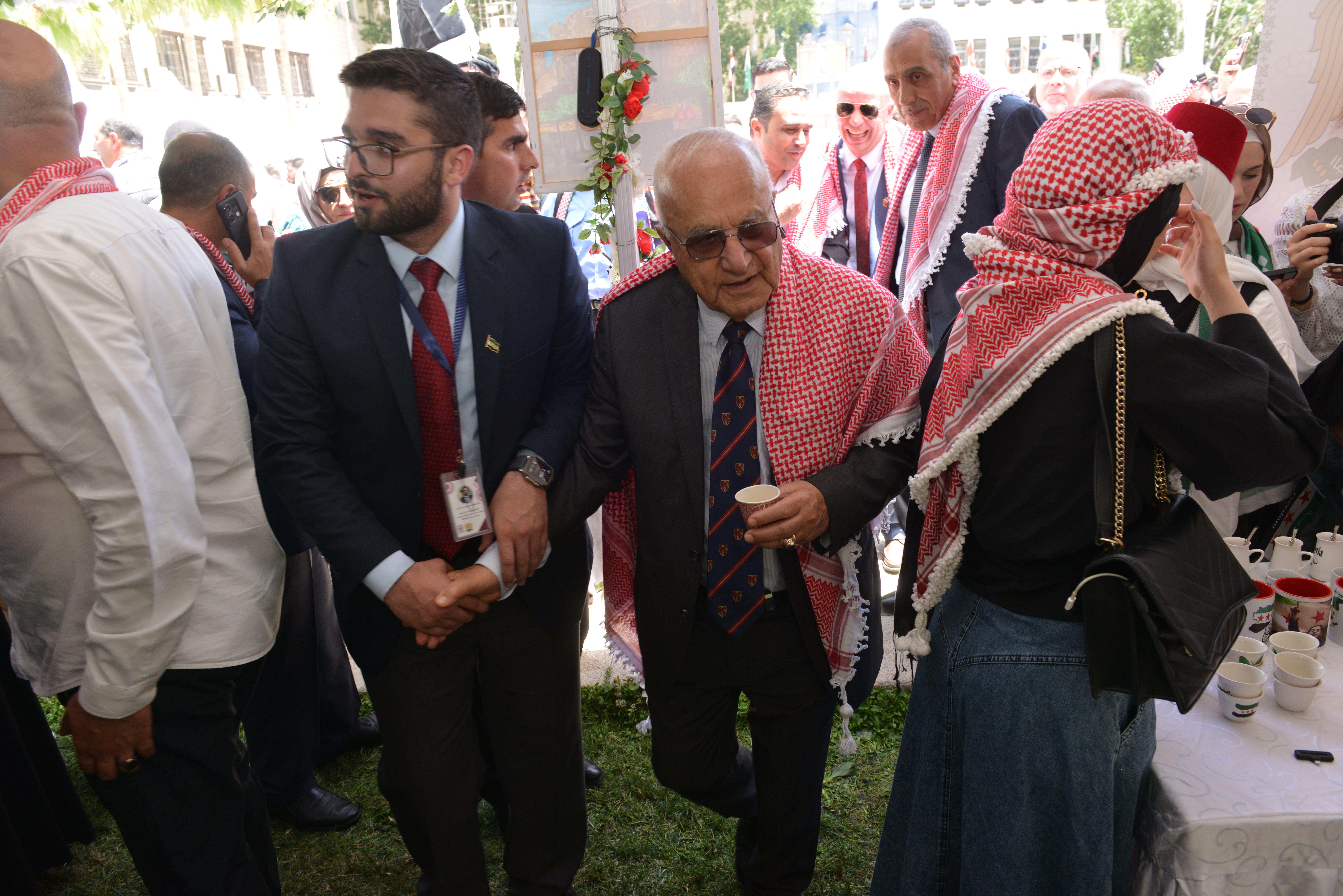 Madar Al-Saa Images 0.34612866705692624