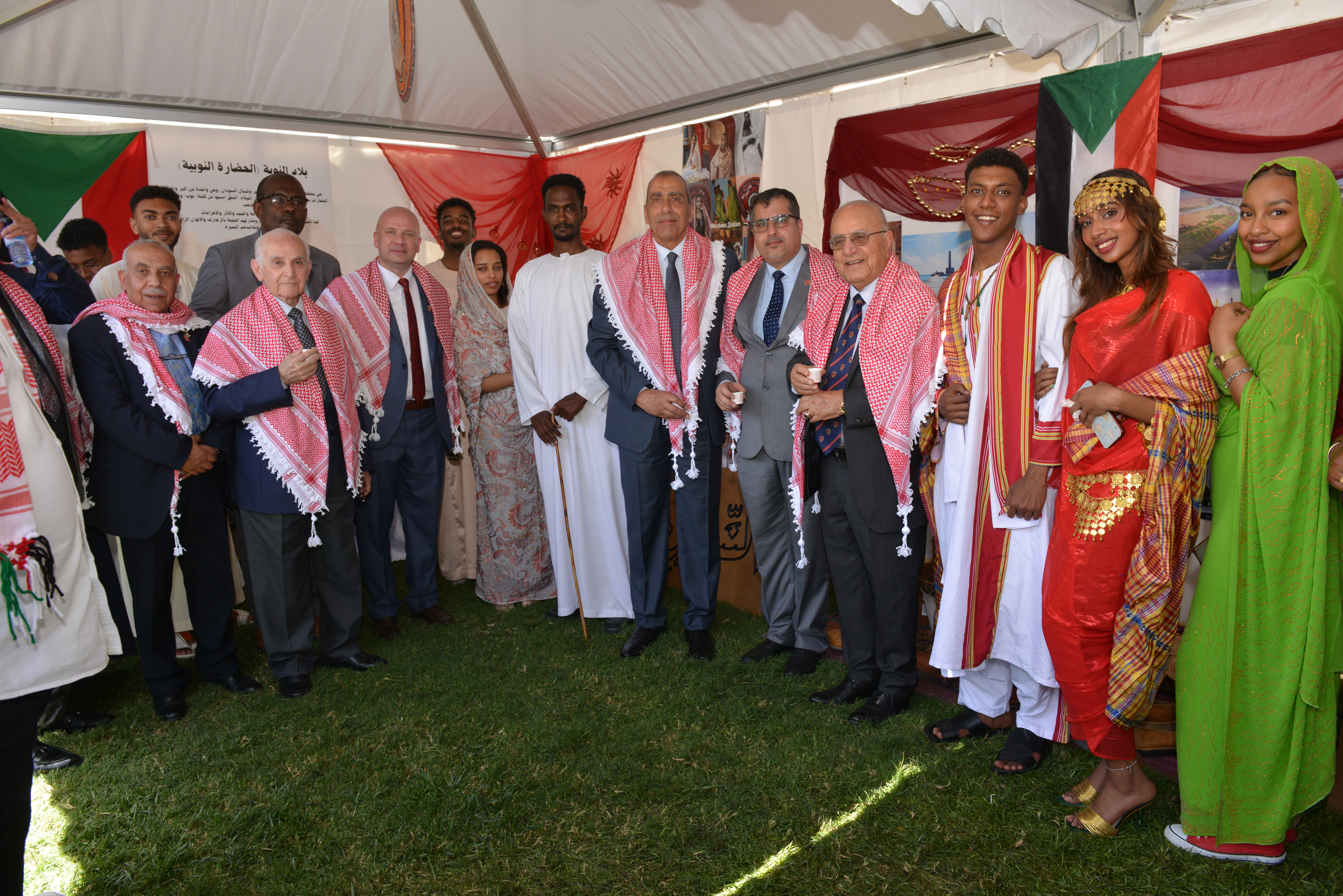 Madar Al-Saa Images 0.522087800955586