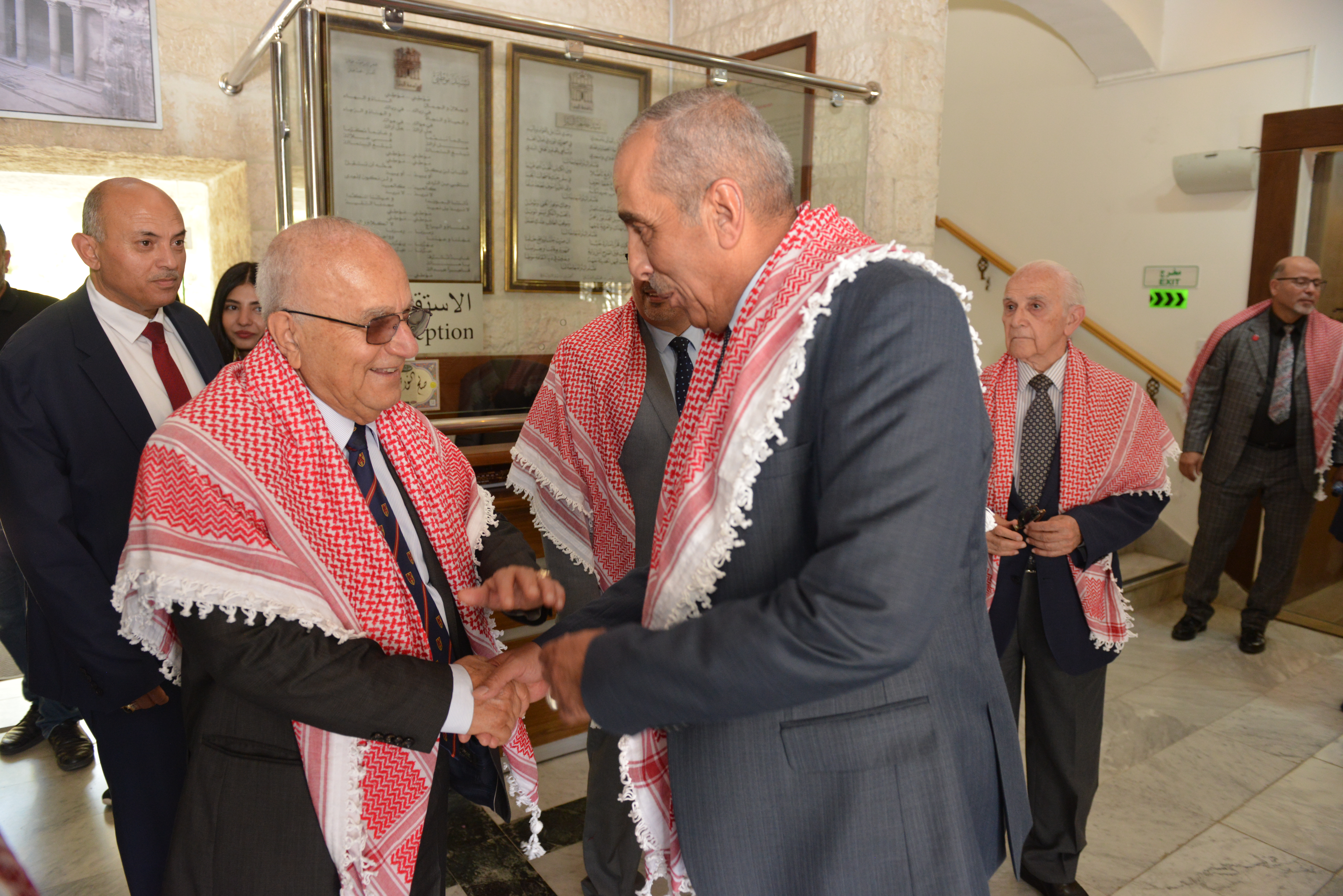 Madar Al-Saa Images 0.8206923798886132