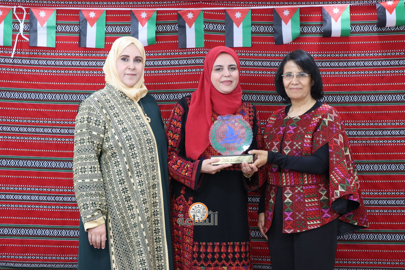 Madar Al-Saa Images 0.25822076537713645