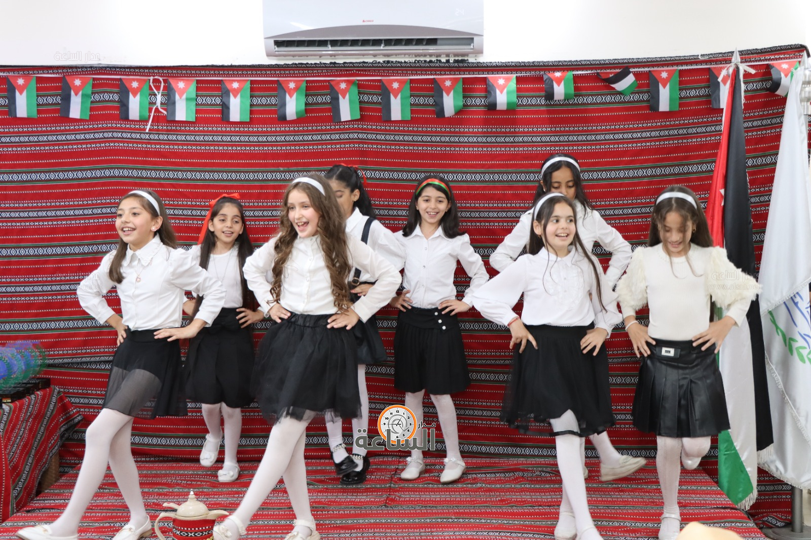 Madar Al-Saa Images 0.08984863710038982