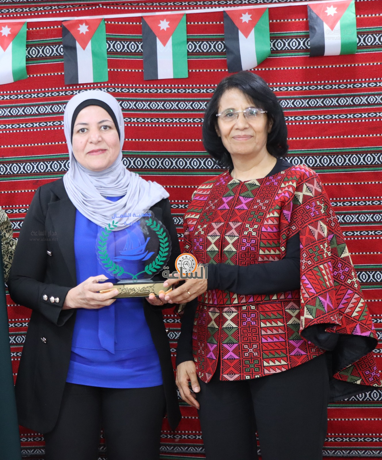 Madar Al-Saa Images 0.9797978873011536