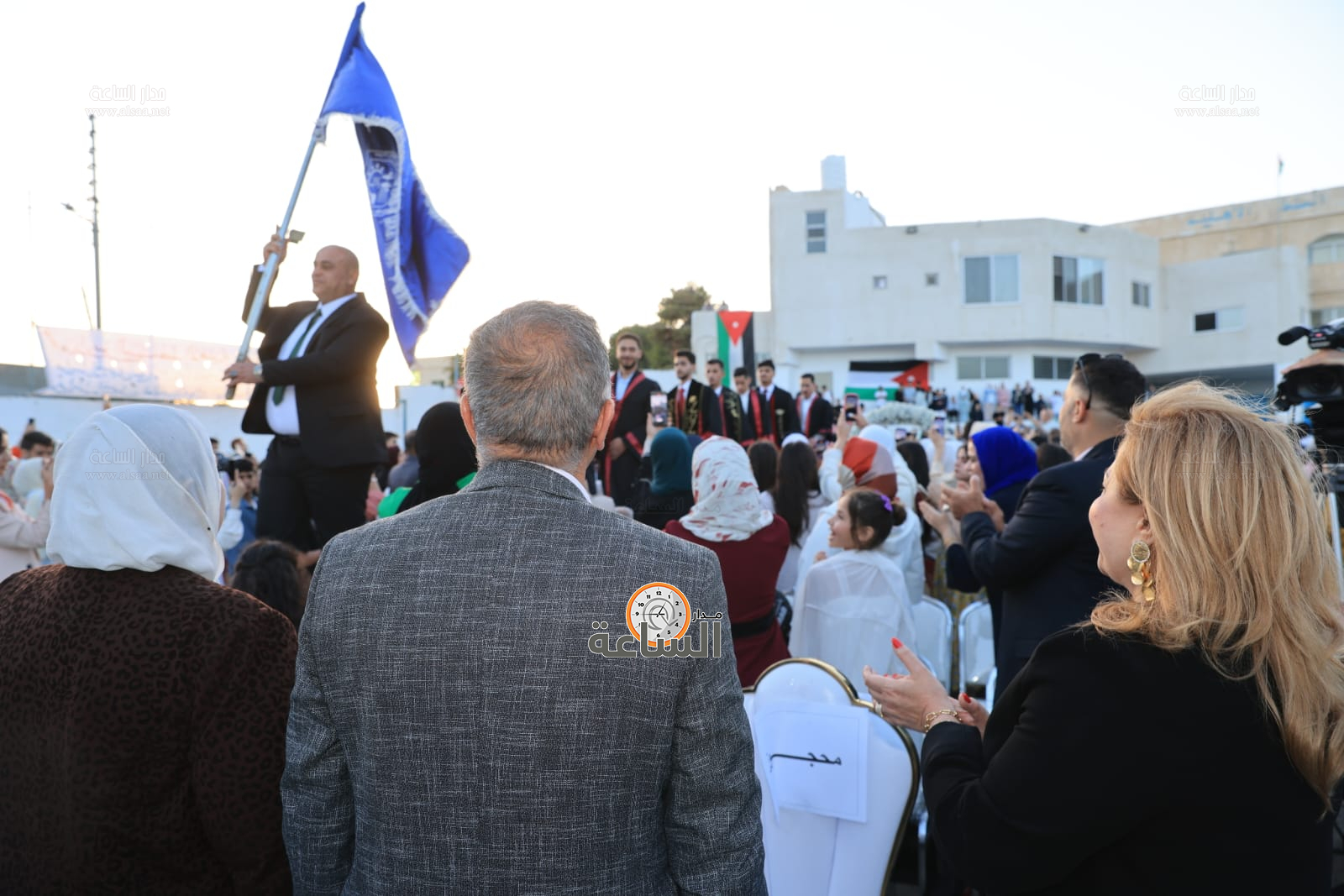 Madar Al-Saa Images 0.7928738071408585